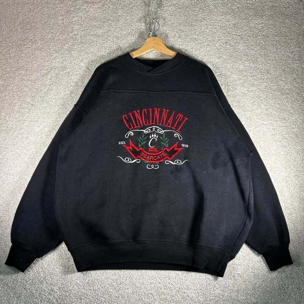 Vintage 90s Cincinnati Bearcats black embroidered college crewneck sweatshirt XL